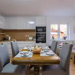 2 Bedroom Stunning In Fažana