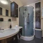 Appartamento 2 Bedroom Stunning In