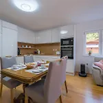 2 Bedroom Stunning In