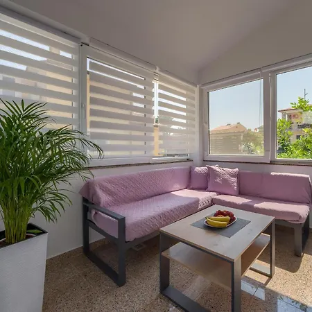 2 Bedroom Stunning In Апартаменты